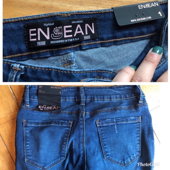 Distressed Mid Rise Flares - Picture 3 of 3